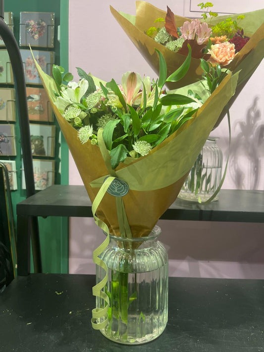 Making cut flowers last longer