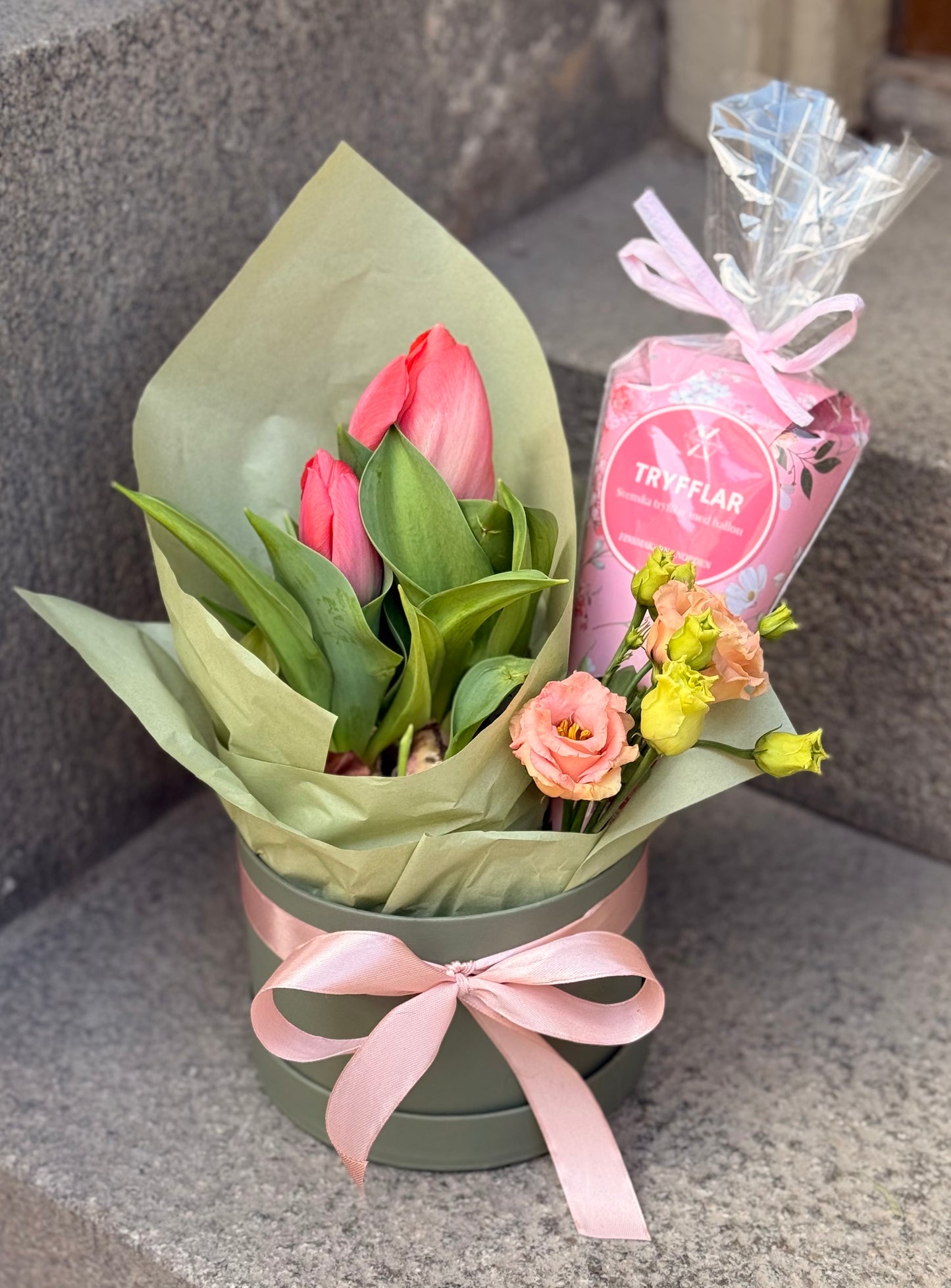 Hattlåda - Glad Vår!