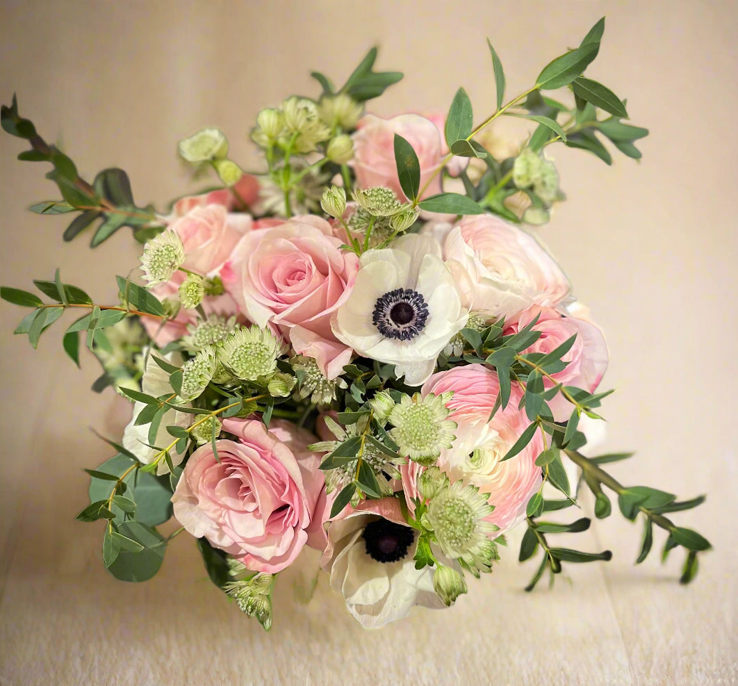 Bridal bouquet: Love greeting